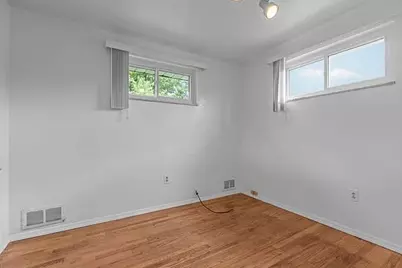 851 Florence Ave, East McKeesport, PA 15035 - Photo 8