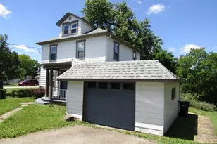 913 Locust Ave, South Strabane, PA 15301 - Photo 2