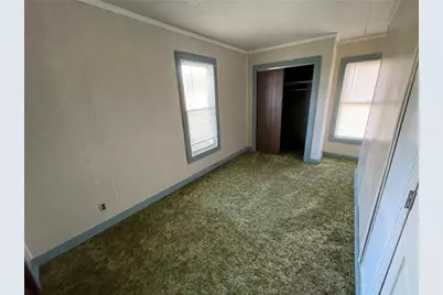 211 S Walnut St #1, New Castle, PA 16101 - Photo 8