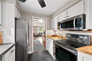 8354 Elaine Dr, Pittsburgh, PA 15237 - Photo 6