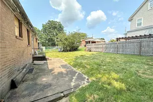 567 Peter St, Verona, PA 15147 - Photo 12