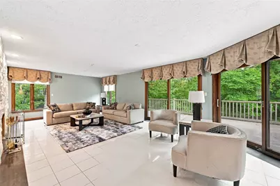 3150 Deerfield Ct, Murrysville, PA 15668 - Photo 4