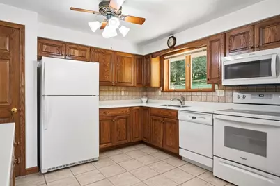 62 Chippewa Rd, Bentleyville, PA 15314 - Photo 14