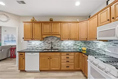 1002 Park Place Lane, Cecil, PA 15317 - Photo 8