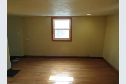 220 Finley Ave, Scott Township, PA 15106 - Photo 6
