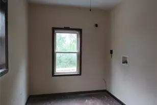 220 Finley Ave, Scott Township, PA 15106 - Photo 18