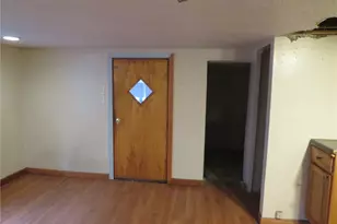 220 Finley Ave, Scott Township, PA 15106 - Photo 6