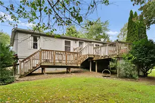 136 Bassett Rd, Hanover Township, PA 15026 - Photo 2