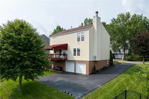 160 Vista Dr, Cecil, PA 15317 - Photo 36