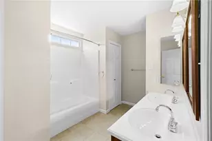 160 Vista Dr, Cecil, PA 15317 - Photo 28