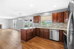 160 Vista Dr, Cecil, PA 15317 - Photo 12