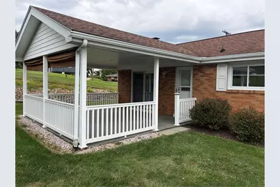 640 Longvue Dr, Chartiers, PA 15342 - Photo 1