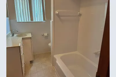 640 Longvue Dr, Chartiers, PA 15342 - Photo 18