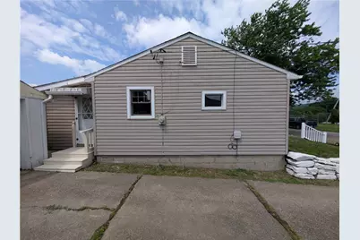 6214 6th Ave, Koppel, PA 16136 - Photo 6
