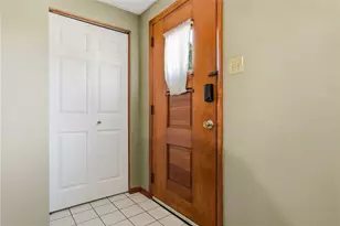 107 Merwood Dr, Ross Twp, PA 15214 - Photo 4
