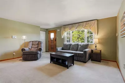 107 Merwood Dr, Ross Twp, PA 15214 - Photo 8