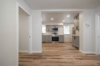 634 6th Avenue, Coraopolis, PA 15108 - Photo 4