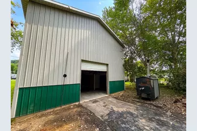 225 Main Street, Shelocta, PA 15774 - Photo 6