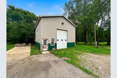 225 Main Street, Shelocta, PA 15774 - Photo 2