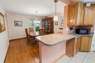 298 Barclay Ave, Pittsburgh, PA 15221 - Photo 10