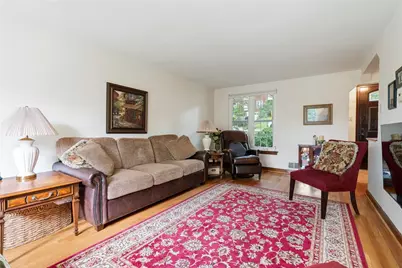 298 Barclay Ave, Pittsburgh, PA 15221 - Photo 8