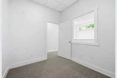 350 Center Ave, Pittsburgh, PA 15229 - Photo 10
