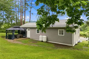 1760 State Route 119, Hempfield Township, PA 15601 - Photo 26