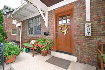 207 Jefferson Dr, Pittsburgh, PA 15228 - Photo 2