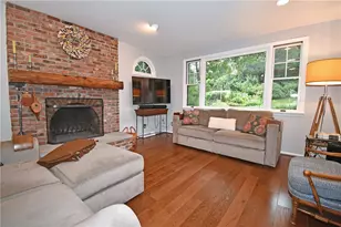 207 Jefferson Dr, Pittsburgh, PA 15228 - Photo 14