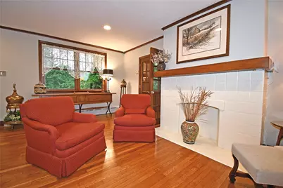 207 Jefferson Dr, Pittsburgh, PA 15228 - Photo 6