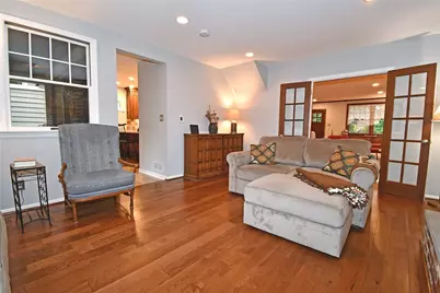 207 Jefferson Dr, Pittsburgh, PA 15228 - Photo 16