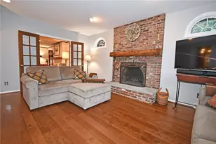 207 Jefferson Dr, Pittsburgh, PA 15228 - Photo 16