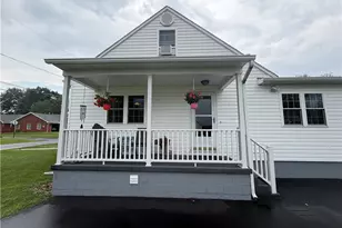 221 New York Ave, Punxsutawney Area School District, PA 15767 - Photo 2