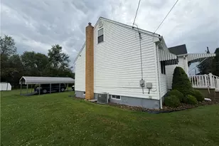 221 New York Ave, Punxsutawney Area School District, PA 15767 - Photo 4