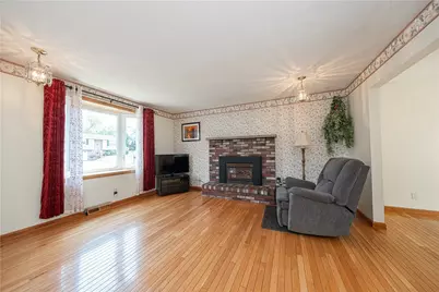 213 Brookston Dr, Cranberry Township, PA 16066 - Photo 8