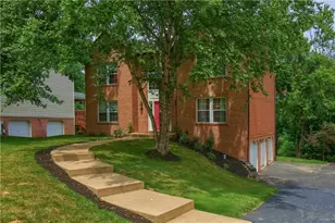 2016 Blossom Dr, Richland, PA 15044 - Photo 2