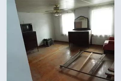 110 S Pine St, Ellsworth Boro, PA 15331 - Photo 20