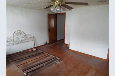 110 S Pine St, Ellsworth Boro, PA 15331 - Photo 14