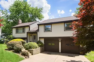 151 Summit Ridge Dr, South Fayette, PA 15017 - Photo 2