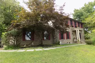 153 Kelly Ridge Rd, Pittsburgh, PA 15068 - Photo 1