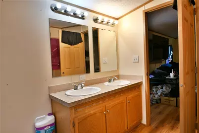 1952 Perry Hwy, Fredonia, PA 16124 - Photo 20