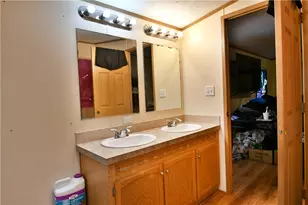 1952 Perry Hwy, Fredonia, PA 16124 - Photo 20