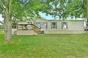 1952 Perry Hwy, Fredonia, PA 16124 - Photo 1