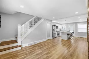 5143 Coral St, Friendship Park, PA 15224 - Photo 6