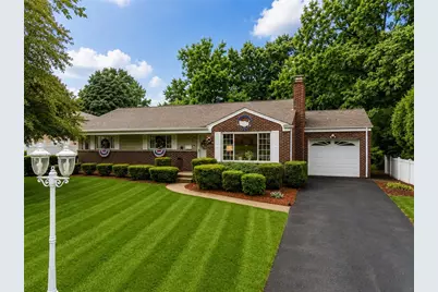 221 McLaughlin Drive, New Kensington, PA 15068 - Photo 2