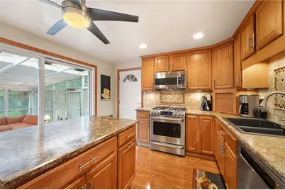221 McLaughlin Drive, New Kensington, PA 15068 - Photo 16