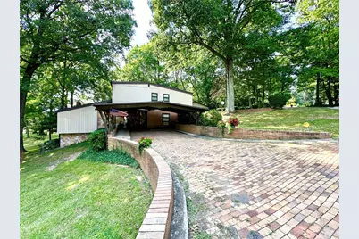 239 Frazier Lake Dr, Neshannock Township, PA 16105 - Photo 8