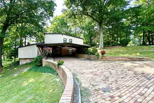 239 Frazier Lk Dr, Neshannock Township, PA 16105 - Photo 8