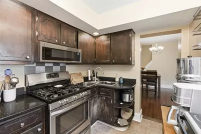 5276 Holmes St, Pittsburgh, PA 15201 - Photo 10