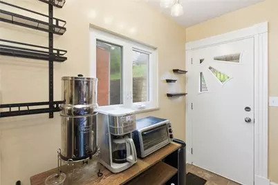 5276 Holmes St, Pittsburgh, PA 15201 - Photo 12